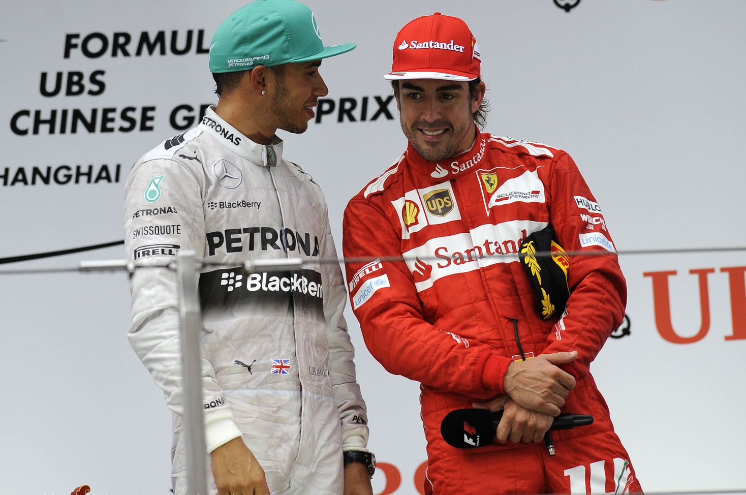 hamiton-alonso-f1 news